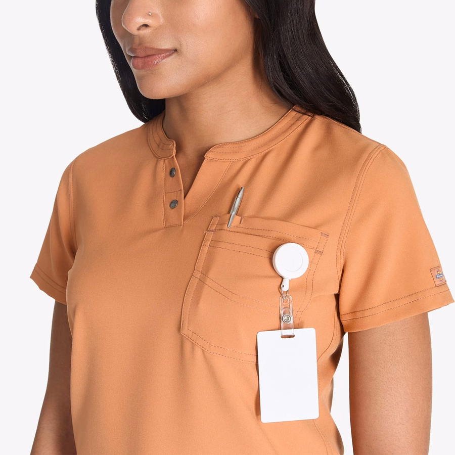 Γυναικεία μπλούζα EDS NXT Henley Scrub