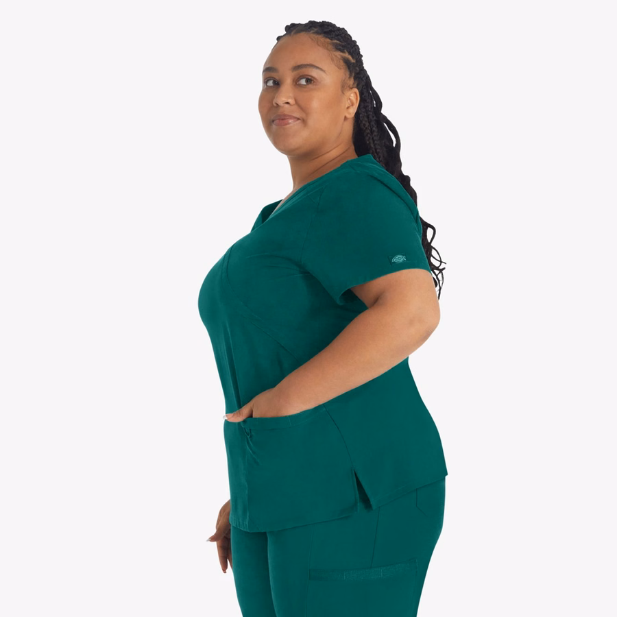 Γυναικείο τοπ EDS Essentials Mock Wrap Scrub